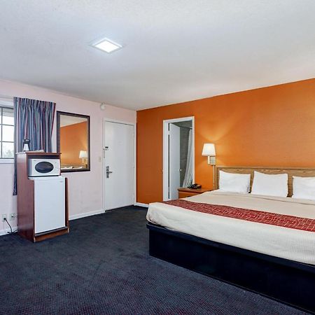 Regency Inn Fayetteville Eksteriør bilde
